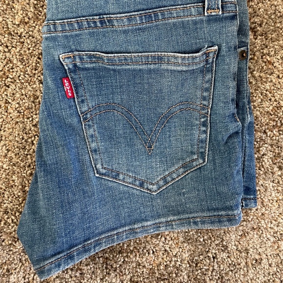 Levi's Mini Shorts - Picture 3 of 3
